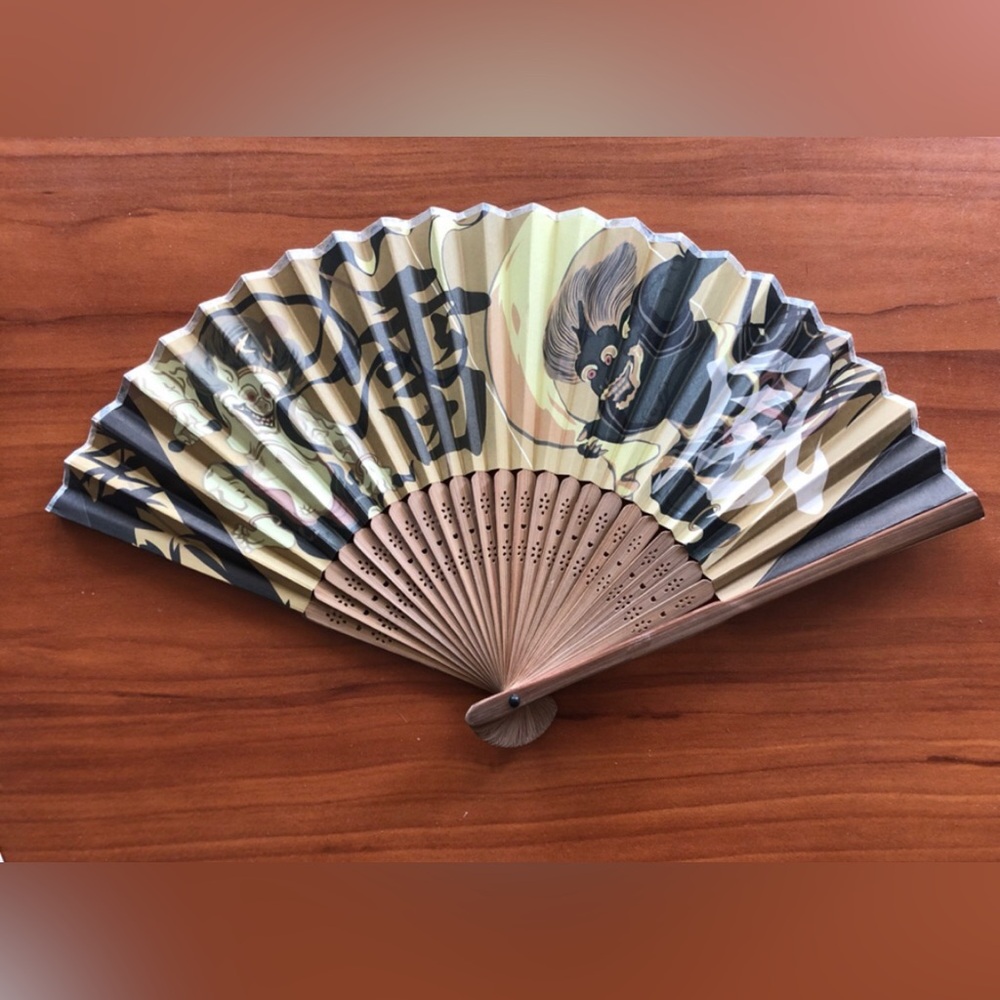 NWT Japanese Wind god and thunder god folding fan